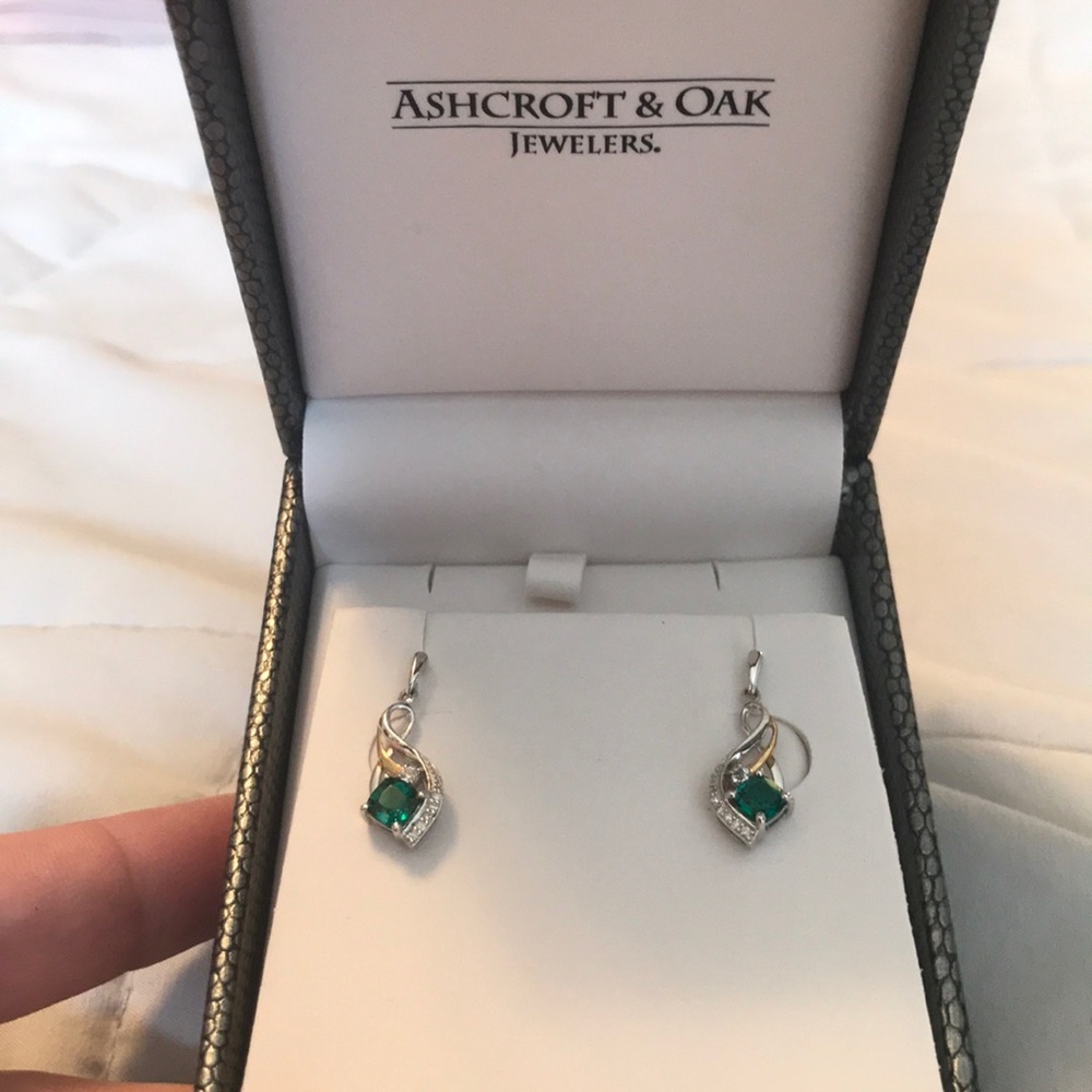 Ashcroft & Oak Earrings Never Worn